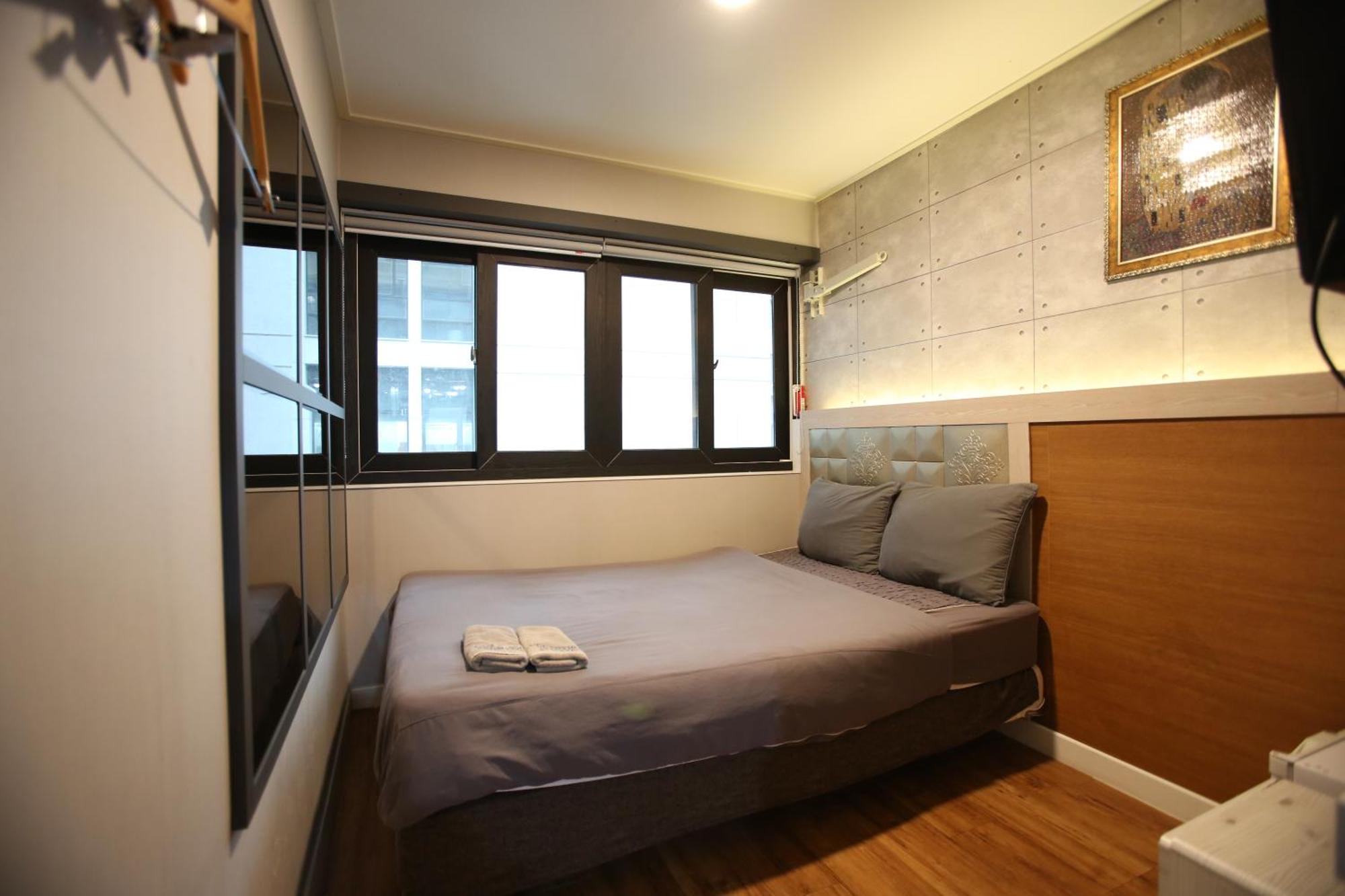 K-Guesthouse Seomyeon 1 Busan Exteriör bild