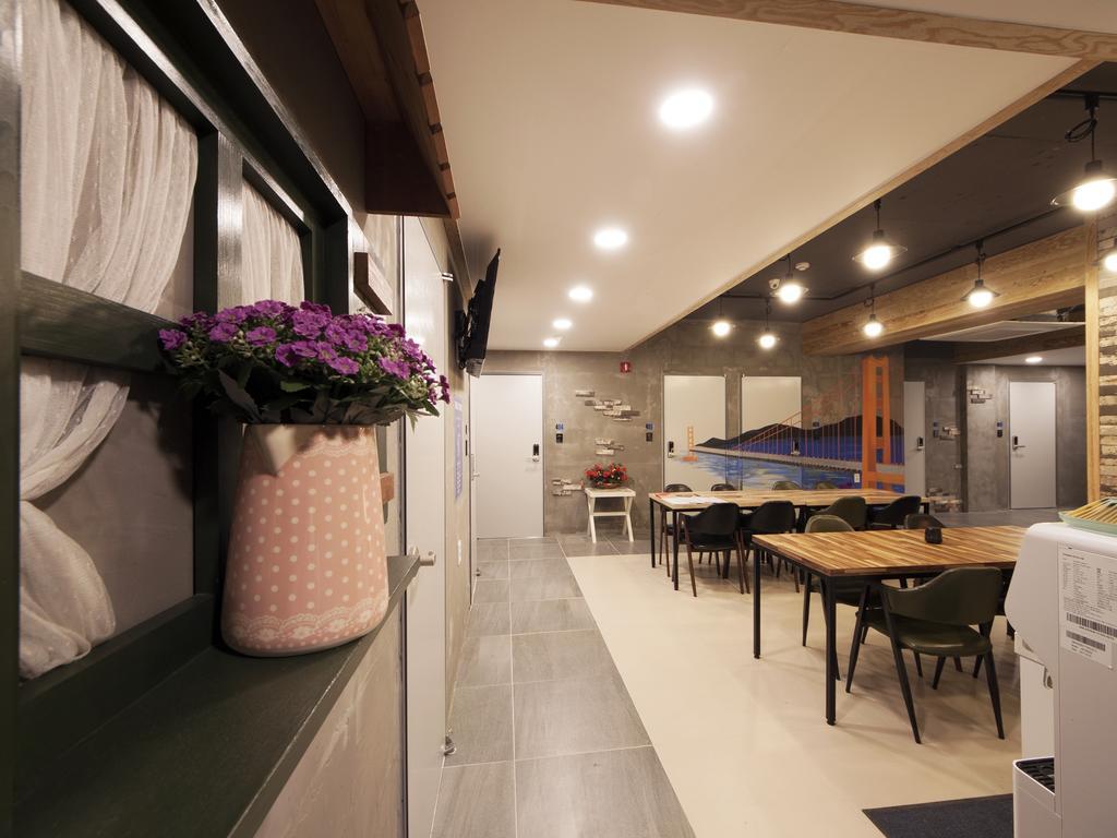 K-Guesthouse Seomyeon 1 Busan Exteriör bild
